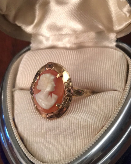 Victorian 10k gold shell cameo ring antique