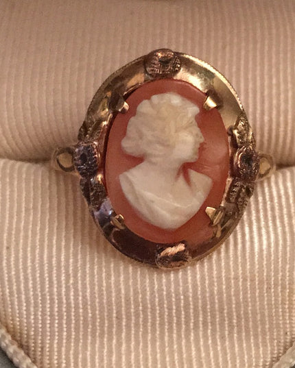 Victorian 10k gold shell cameo ring antique