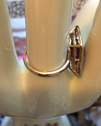 10k GOLD modernist Amethyst ring 💗