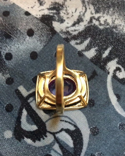 10k GOLD modernist Amethyst ring 💗