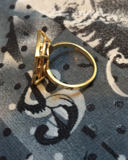 10k GOLD modernist Amethyst ring 💗