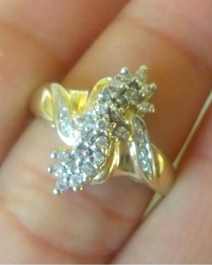 Stunning 14k Gold Diamond cluster fancy dinner ring