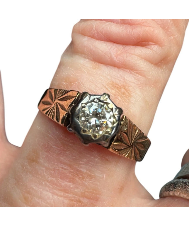 Elegant Antique 9k Gold Diamond Ring