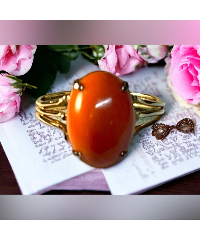 Vintage 14k gold Coral shell ring C1970s