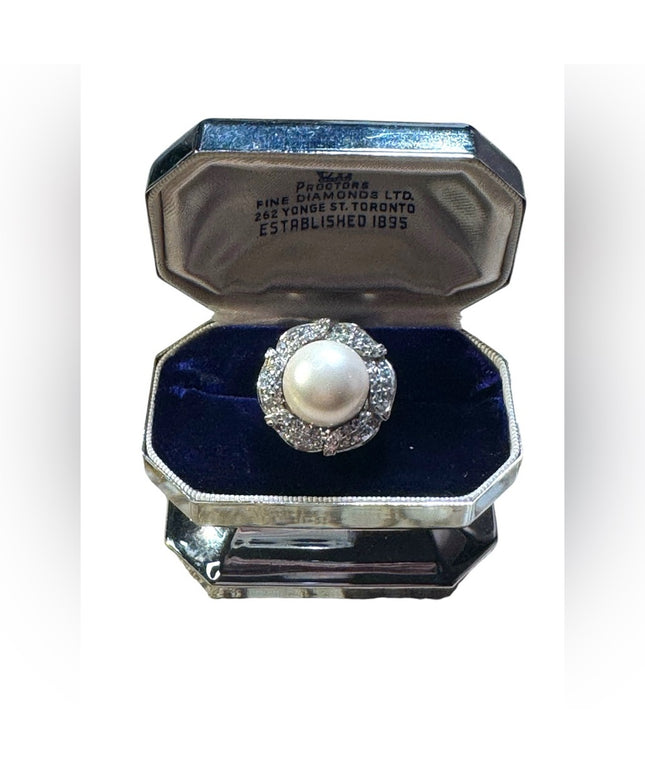 Stunning Lucas Lameth sterling silver pearl CZ stament ring