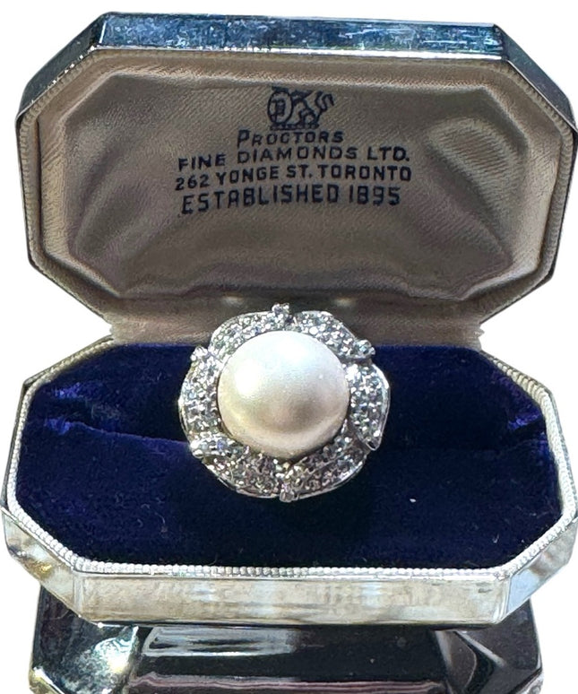 Stunning Lucas Lameth sterling silver pearl CZ stament ring