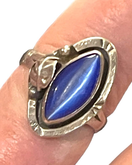 Vintage sterling silver blue Cats eye 925 Native southwestern ring Mexico