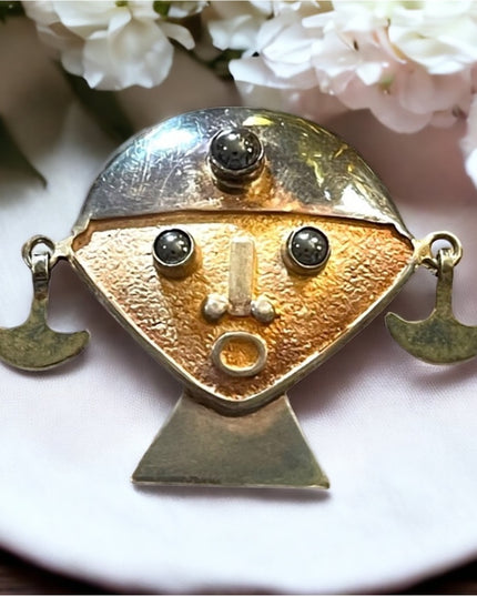 Vintage Bust Artwork Sterling silver Brooch Joaquin Taller Tinta Ecuador, 1950s