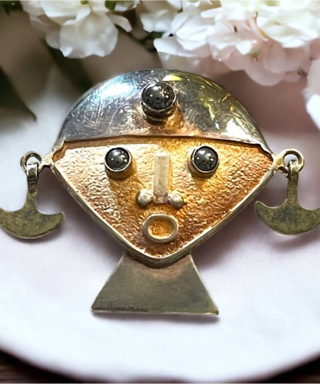 Vintage Bust Artwork Sterling silver Brooch Joaquin Taller Tinta Ecuador, 1950s