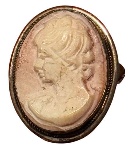 Elegant Vintage Sterling Silver 925 Pink Carved Shell Cameo Ring