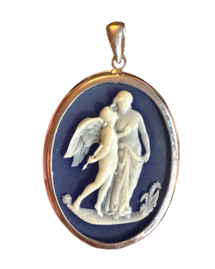 Vintage sterling silver 925 blue & white angel oval cameo pendant