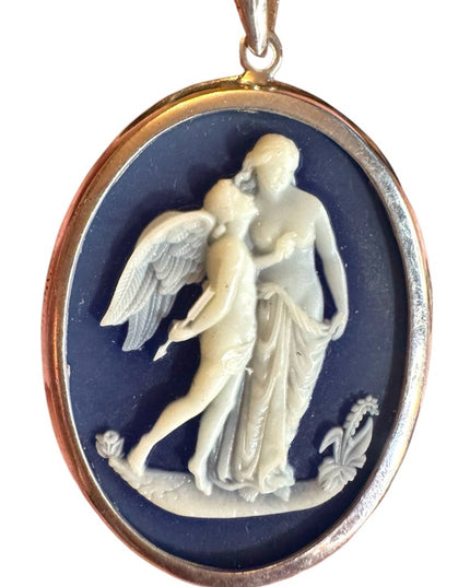 Vintage sterling silver 925 blue & white angel oval cameo pendant