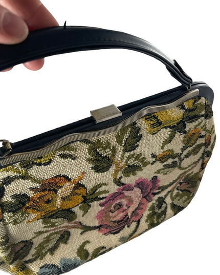 Vintage flower carpet bag hobo 1960s tapestry purse