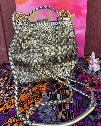 Beautiful Shoulder bag Warren Reed bucket Made in Italy