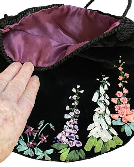 Vintage black velvet hand embroidered flowers purse shoulder bag