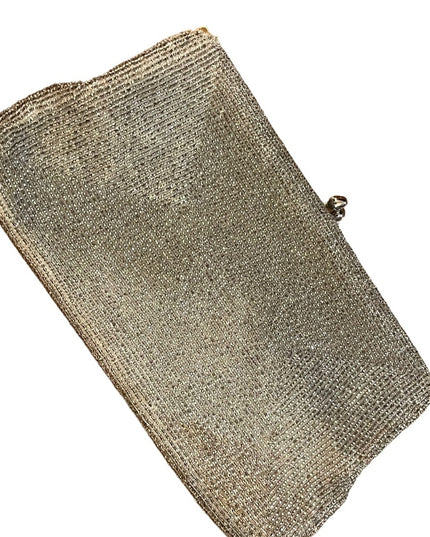 Vintage 1960s Silver metalic micro bead clutch