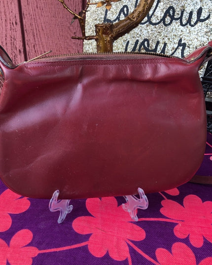 Vintage Etienne Aigner Burgundy Shoulder bag