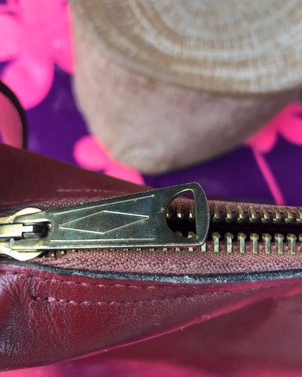 Vintage Etienne Aigner Burgundy Shoulder bag