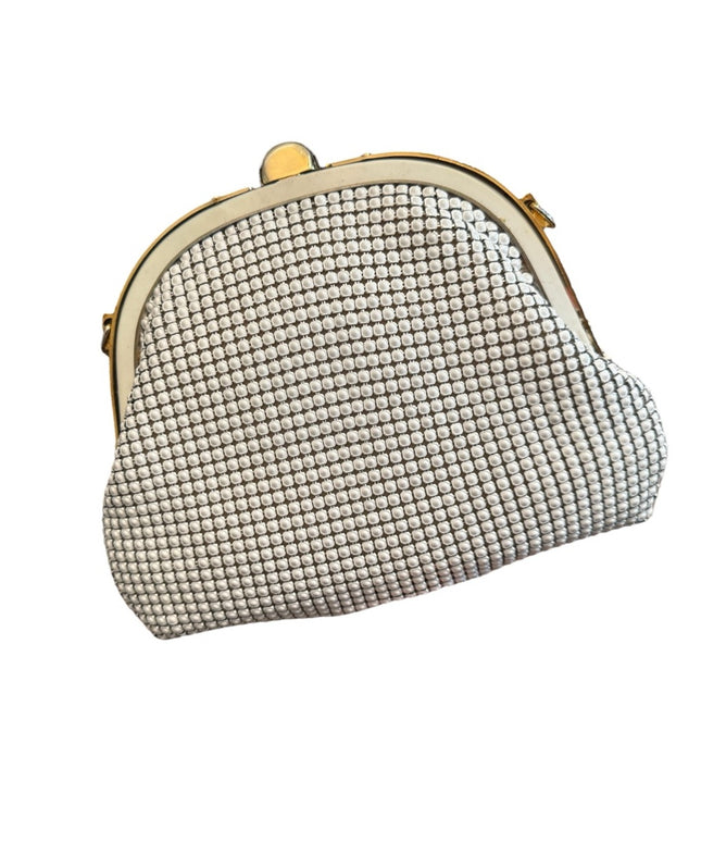 Elegant Vintage 1960s Chain Mail Metal White Mesh Clutch Shoulder Bag Purse