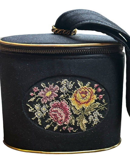 1940s RARE Small Vintage Tapestry petite point Hard bodied Bag Purse wristlet