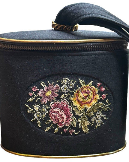 1940s RARE Small Vintage Tapestry petite point Hard bodied Bag Purse wristlet
