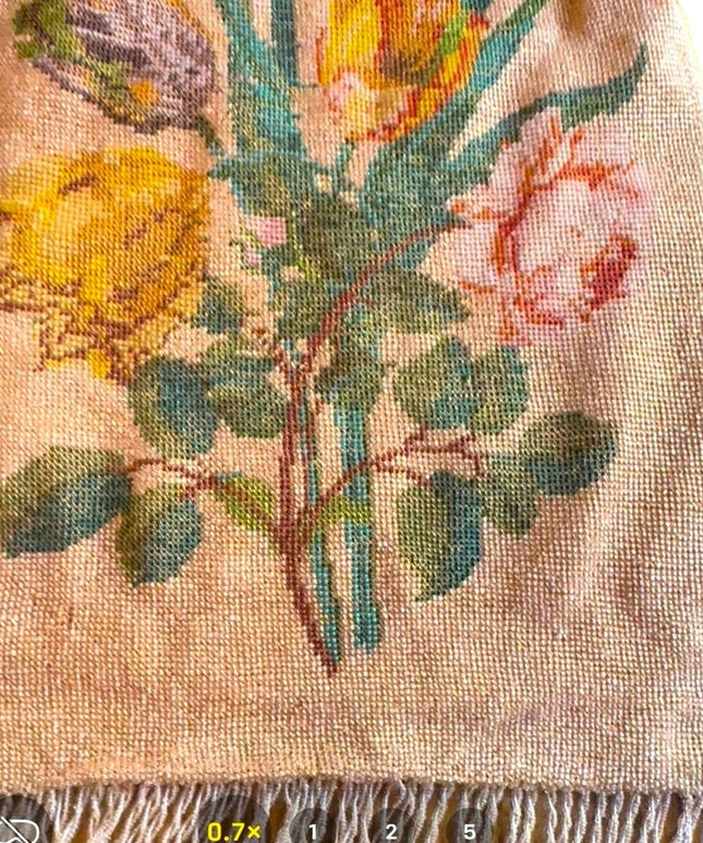Lovely Early 1900s micro beaded purse flowers fringe Victorian  art deco
