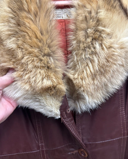 Vintage 1970s Brown Leather Attic Leather Coat /Coyote Fur Collar
