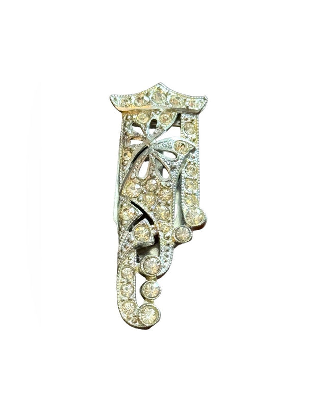 Vintage aged mid century rhinestone pot metal fur clip silver finish
