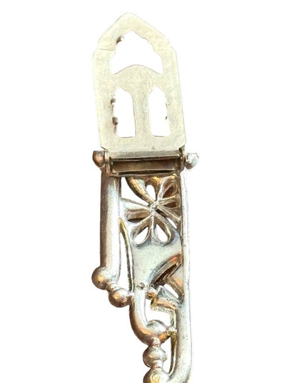 Vintage aged mid century rhinestone pot metal fur clip silver finish