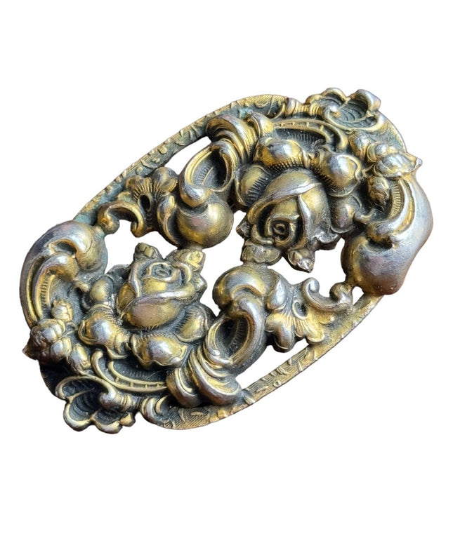 Antique brassy finish pinchbeck roses flower scrolled design brooch
