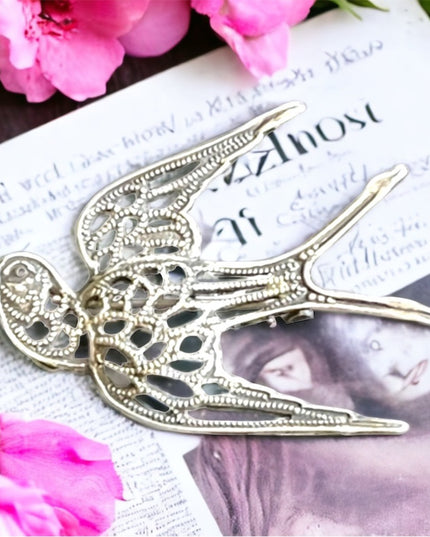 Antique 900 silver lovely Swallow bird brooch