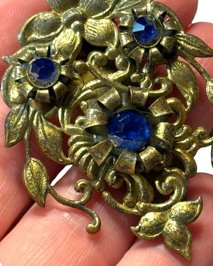 Antique brassy blue crystal flower antiqued fur clip