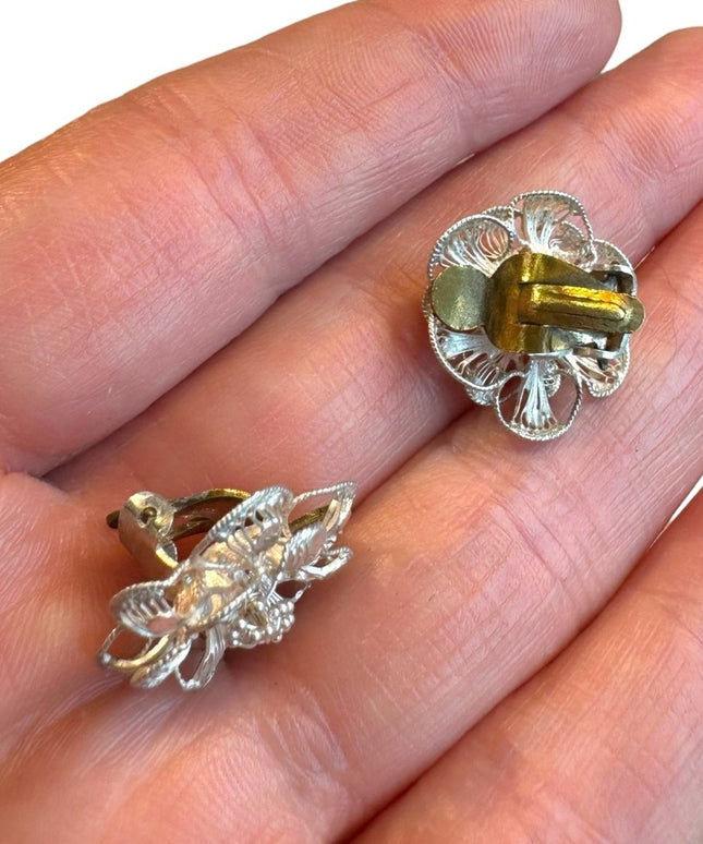 Lovely little silver plate vintage flower filagree clip ons
