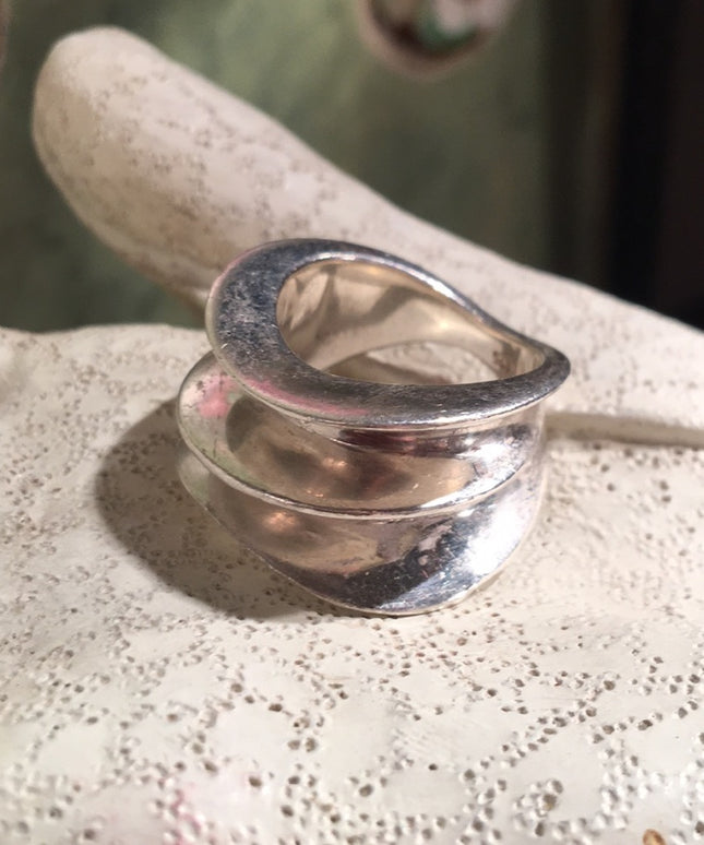 Vintage sterling silver hand forged 1950s modernist chunky ring