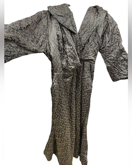 Vintage 1940s Morsam Black & Red Fancy Quilted Full Length Robe