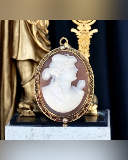 Antique 14k Large hand carved Cameo pendant brooch
