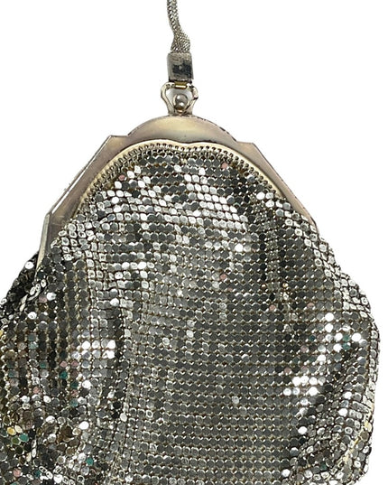 Vintage 1950s Whiting & Davis silver wristlet metal mesh chain mail even…