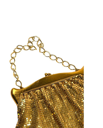 Vintage 1950s gold metal mesh chain mail Whiting & Davis wristlet evenin…