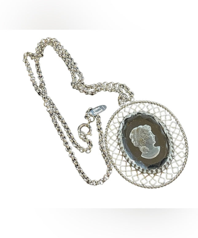 Vintage 1980s Whiting & Davis Intalgio Glass cameo silver finish Cameo necklace
