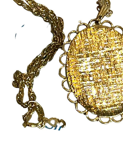 NWT Vintage Whiting & Davis large resin Cameo Pendant gold finish necklace