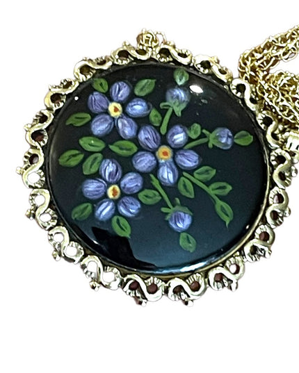 NWT Whiting & Davis Hand Painted flower pendant gold finish necklace