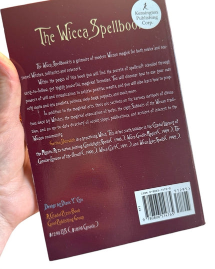 BOOK The Wicca Spellbook USA 1997 Gerina Dunwich 1997 SC
