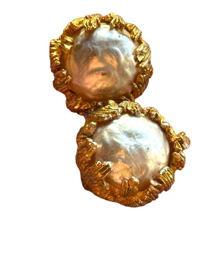 Vintage 1960s Modernist golden textured  Gold plt Pearl Clip-On Earrings