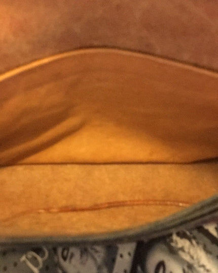 VTG Tan Leather distressed shoulder bag