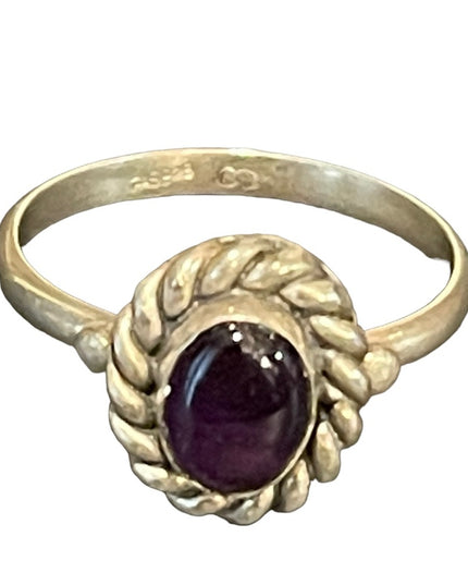 Vintage sterling silver 925 amethyst ring