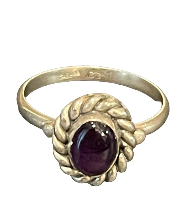 Vintage sterling silver 925 amethyst ring