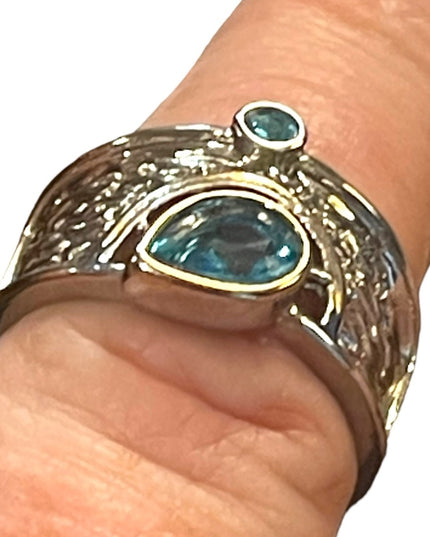Vintage Sterling silver 925 Blue crystal fancy ring