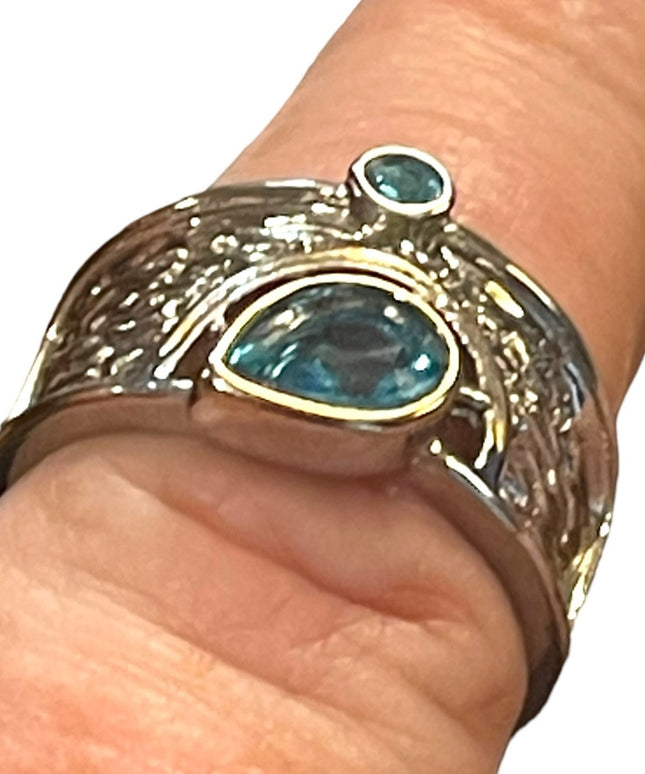 Vintage Sterling silver 925 Blue crystal fancy ring