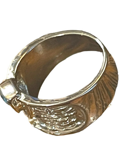 Vintage Sterling silver 925 Blue crystal fancy ring