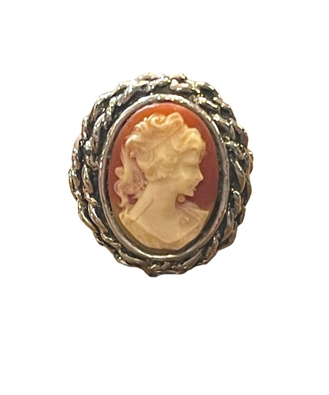 Lovely silver finish rope design Resin cameo ring